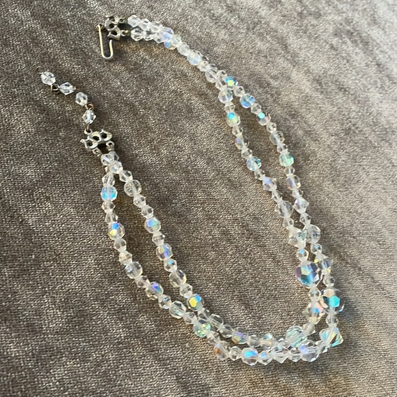 Vintage 1950’s Double Strand Aurora Borealis Necklace - Picture 3 of 3